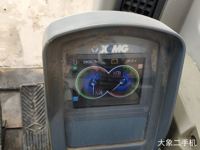 徐工 XE370CA 挖掘机