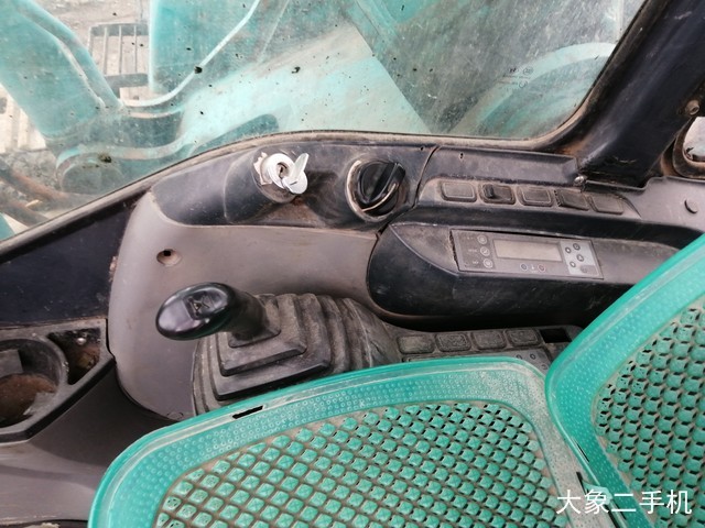 神钢 SK350LC8 挖掘机