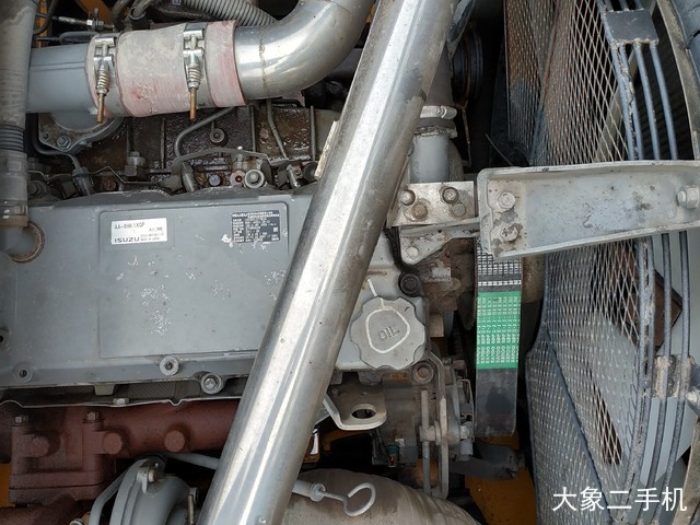 徐工 XE370CA 挖掘机