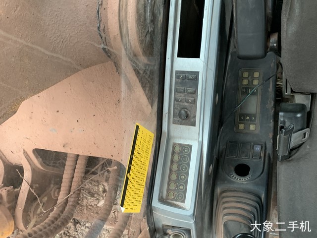 现代 R305LC-9T 挖掘机