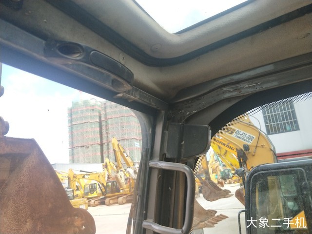 龙工 LG6150 挖掘机