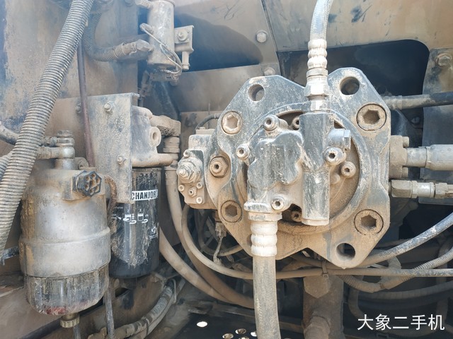 住友 SH210-5 挖掘机