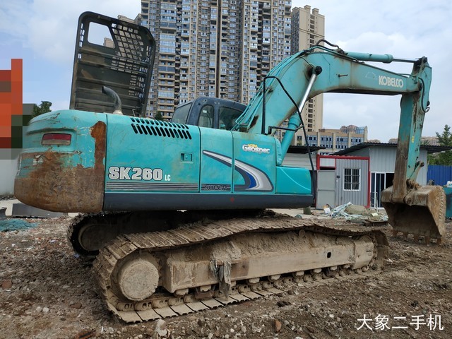 神钢 SK260LC-8 挖掘机