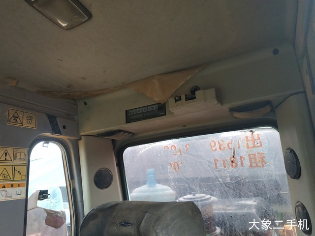 现代 R150W-7 挖掘机