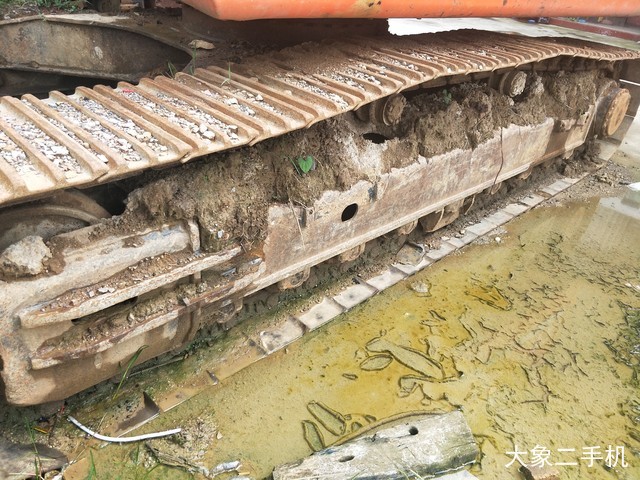 斗山 DX300LC 挖掘机