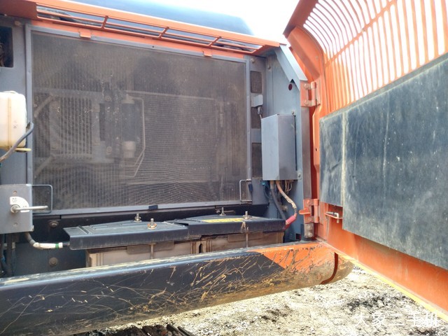 日立 ZX240-5A 挖掘机