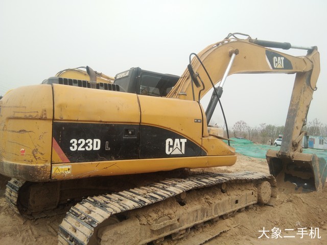 卡特彼勒 323D液压 挖掘机