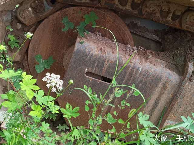 徐工 XE260C 挖掘机