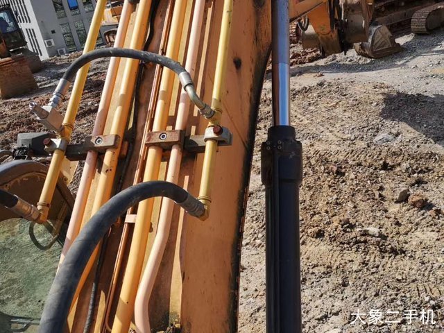 三一重工 SY235C-9 挖掘机