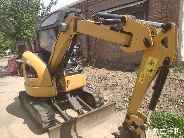卡特彼勒 302CCR 挖掘机