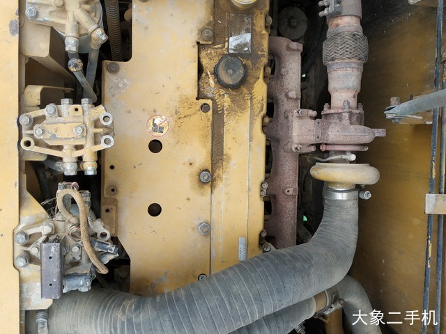 卡特彼勒 323DL 挖掘机