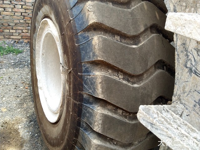 山东临工 LG953 装载机