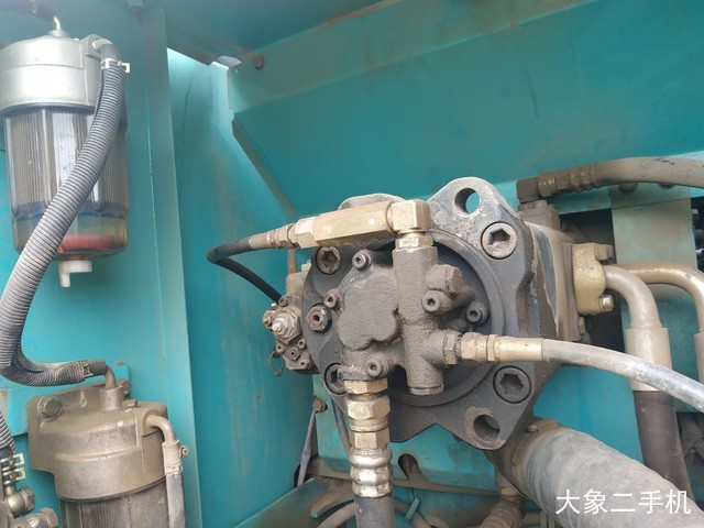 神钢 SK260LC-8 挖掘机