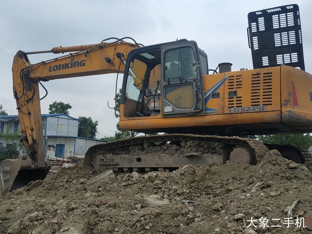 龙工 LG6235 挖掘机
