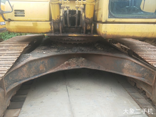 小松 PC240LC-8 挖掘机