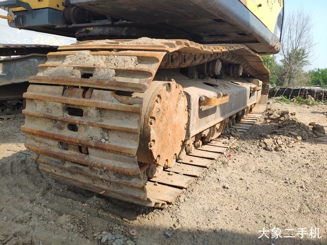 沃尔沃 EC240BLC 挖掘机