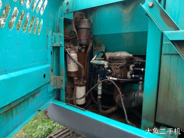 神钢 SK140LC-8 挖掘机