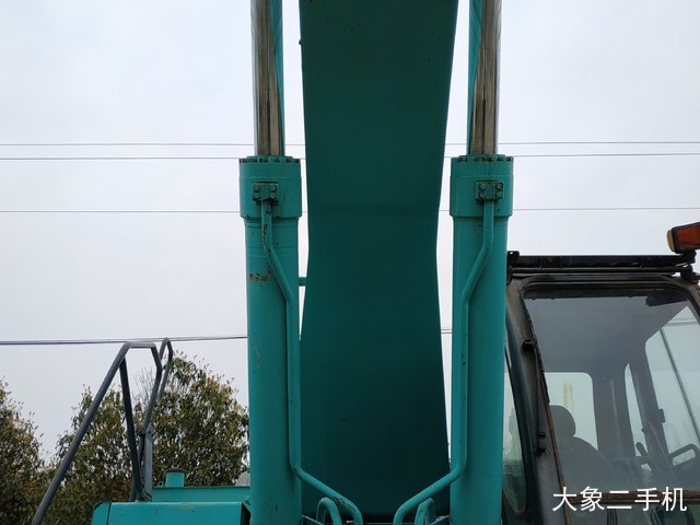 神钢 SK480LC-8 挖掘机