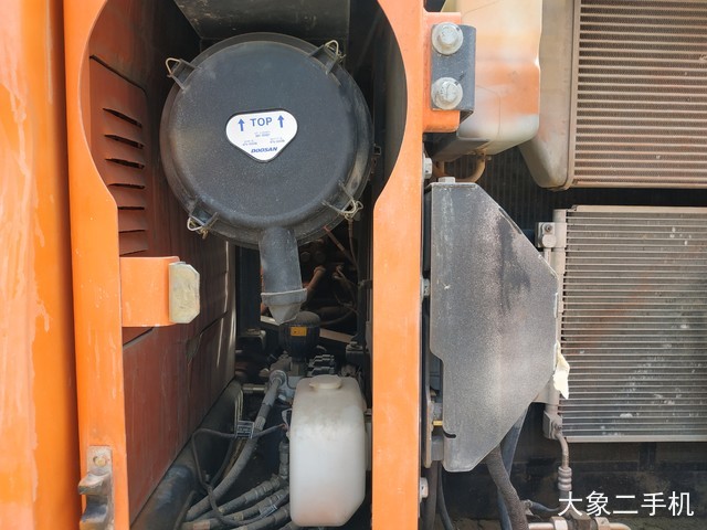 斗山 DX150LC-9C 挖掘机