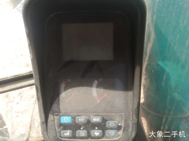 神钢 SK210LC-8 挖掘机