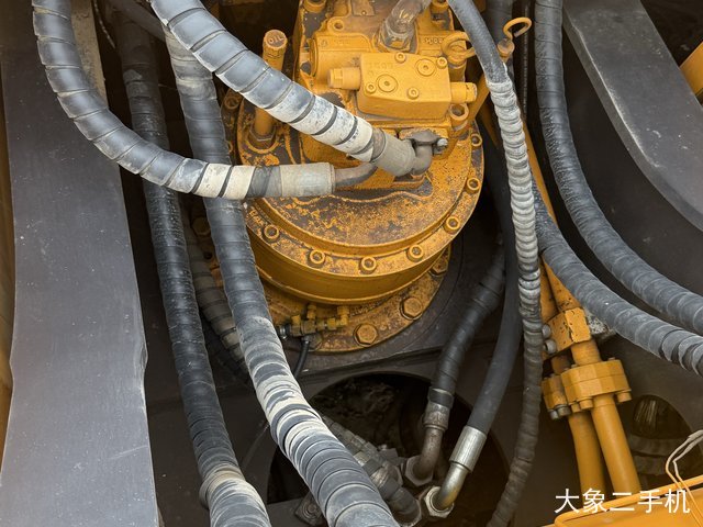 三一重工 SY305H 挖掘机