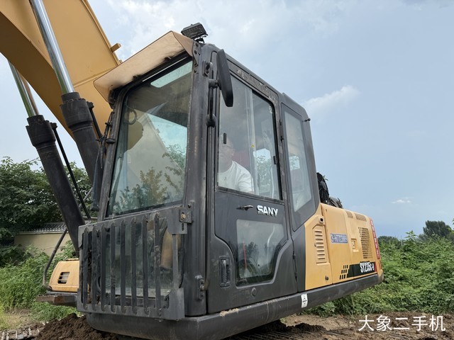 三一重工 SY235C-9 挖掘机