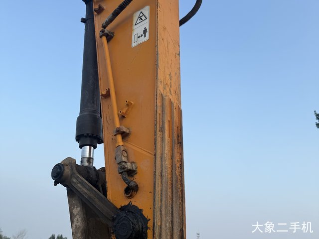 三一重工 SY235C-9 挖掘机