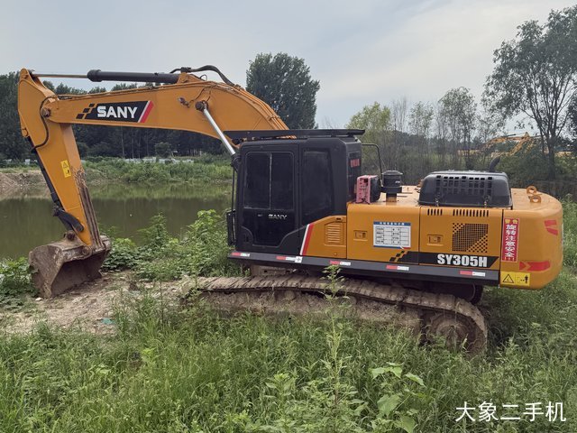 三一重工 SY305H 挖掘机