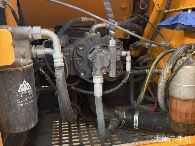三一重工 SY135C 挖掘机
