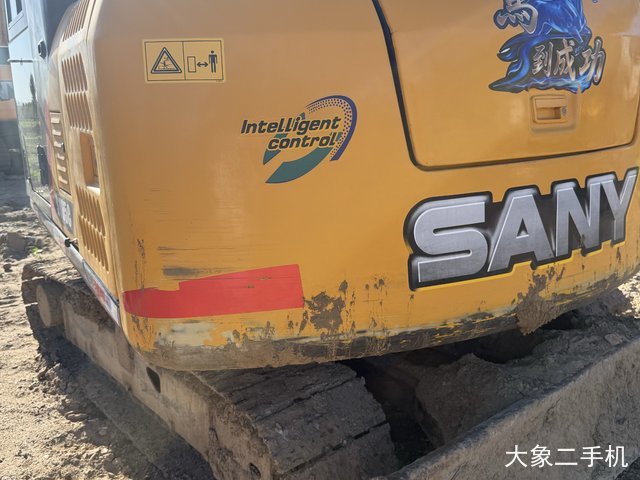 三一重工 SY65C 挖掘机
