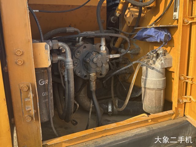 三一重工 SY135C-9 挖掘机