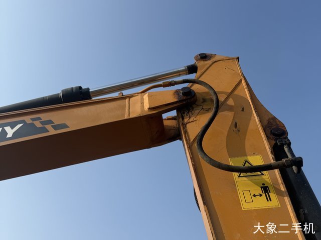 三一重工 SY135C-9 挖掘机