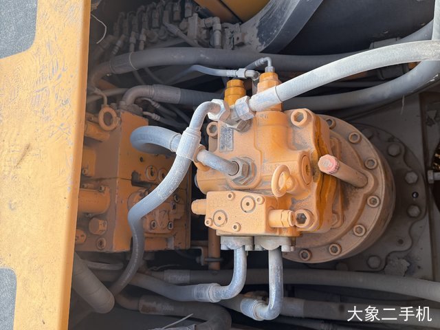 三一重工 SY235C-9 挖掘机