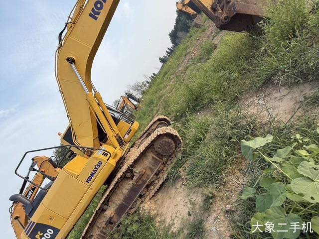 小松 PC200-8M0 挖掘机