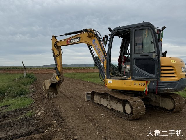 徐工 XE60D 挖掘机