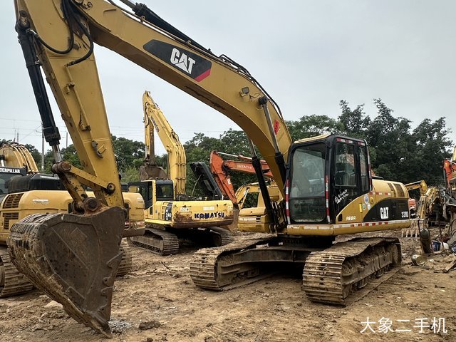 卡特彼勒 320BL 挖掘机
