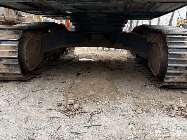 神钢 SK210 挖掘机