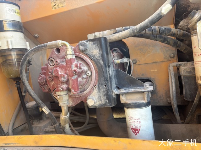 现代 215LVS 挖掘机
