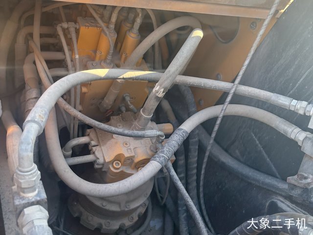 现代 215LVS 挖掘机