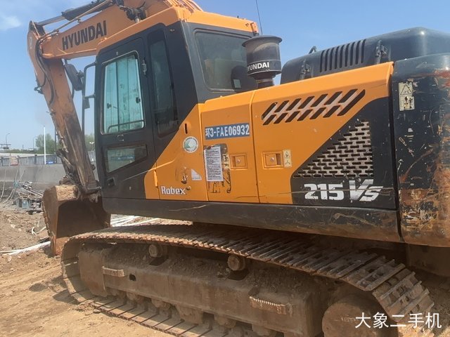 现代 215LVS 挖掘机