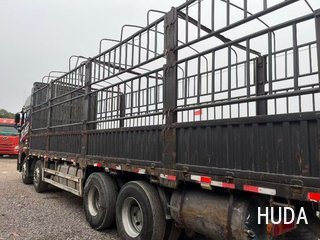 Truck 青岛解放 420HP - 6