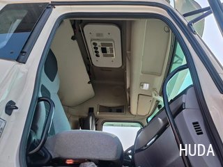 Truck Dongfeng Commercial Vehicle 290HP - 7