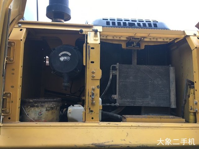 小松 PC200-8M0 挖掘机