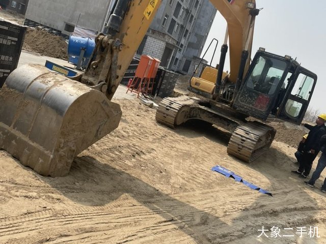 三一重工 SY200C 挖掘机