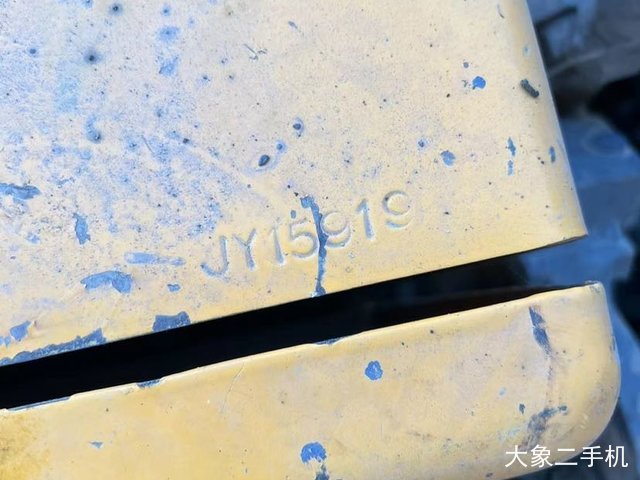 现代 R225LC-7 挖掘机