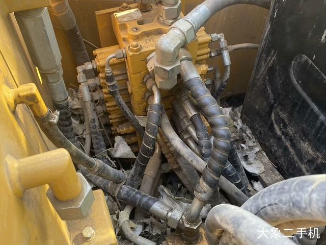 三一重工 SY700C 挖掘机