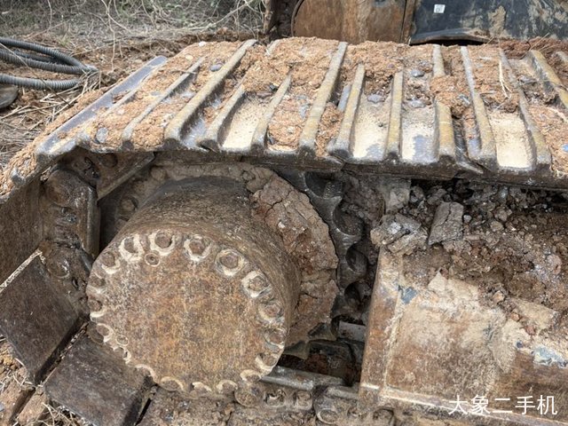 山东临工 E6360F 挖掘机