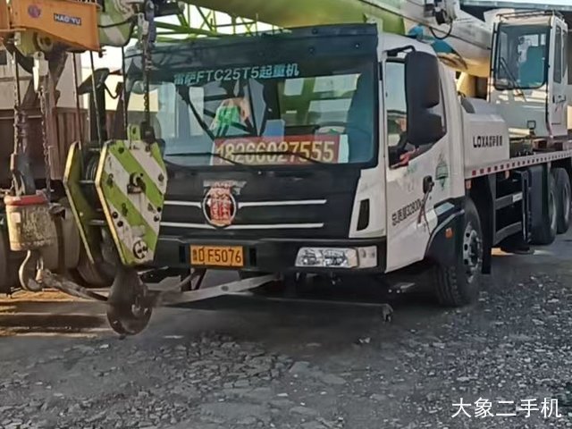 马尼托瓦克 GCK3045 起重机