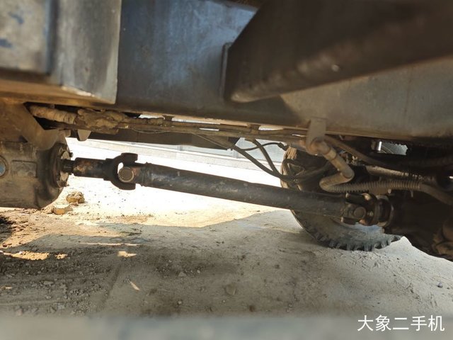 远山机械 YS775-8 挖掘机