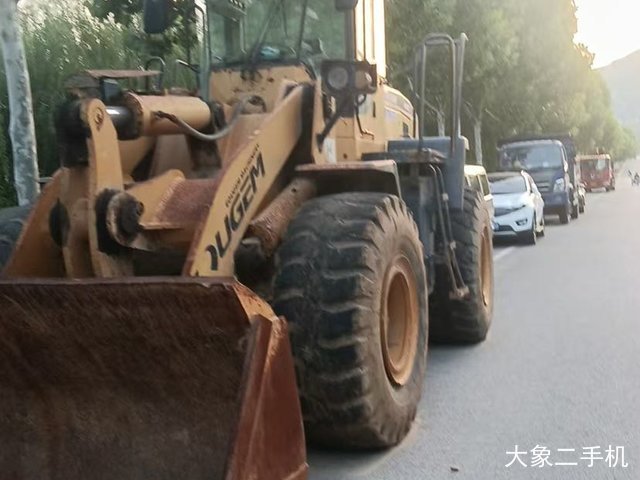 三一重工 265H 挖掘机